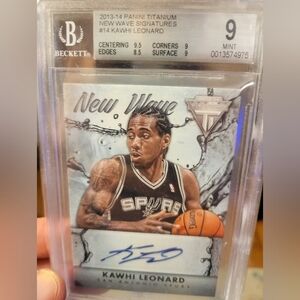 2013-14 Panini Titanium-New Waves Signatures- Kawhi Leonard- BGS 9/ Auto 10